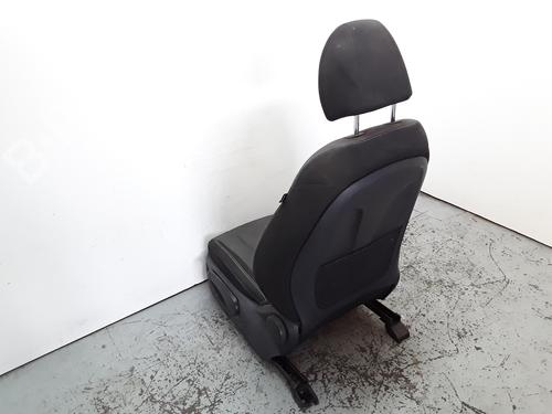 Left front seat HYUNDAI i30 (GD)  | BP8676291C15 
