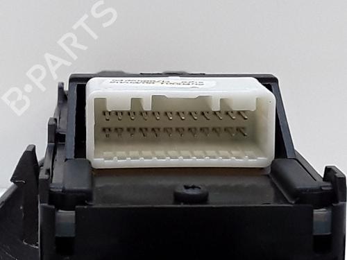 Left front window switch TOYOTA COROLLA (_E12_) 2.0 D-4D (CDE120R, CDE120L_) | BP13535299I27