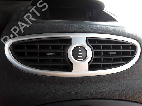 Luftventilen RENAULT CLIO III (BR0/1, CR0/1) 1.2 16V (BR0P, CR0P) (101 hp) 19676344