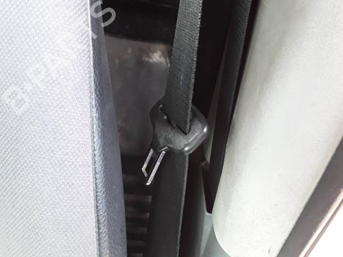 front-left-seatbelt-mercedes-benz-vito-mixto-van-w639-2003-33026412 main image