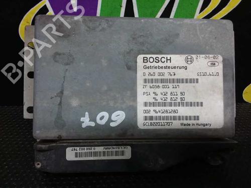 Used Engine control unit (ECU) PEUGEOT 607 (9D, 9U) [2000-2025]  10260824