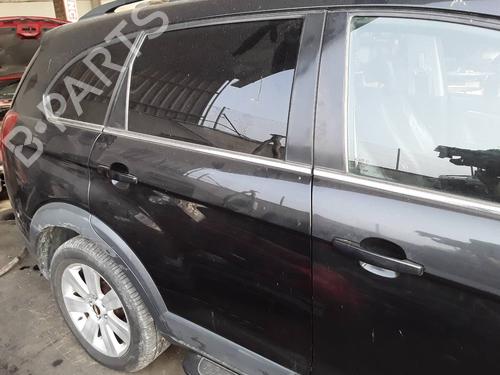 Used Right rear door CHEVROLET CAPTIVA (C100, C140) [2006-2025]  18681658