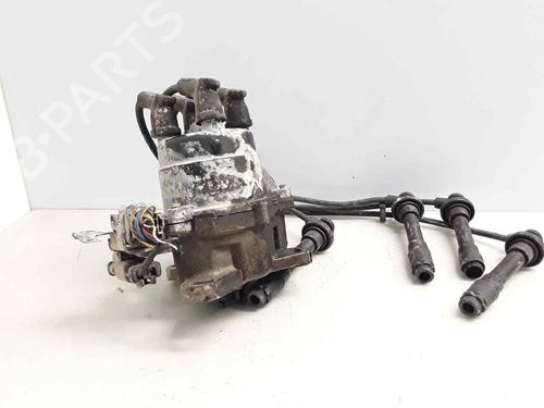 Used Ignition distributor HONDA CIVIC VI Fastback (MA, MB) 1.6 i (MB1) (113 hp) 17132823