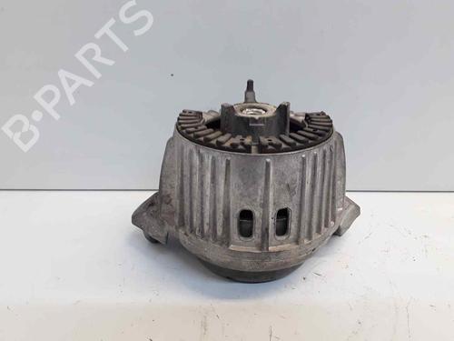Used Engine mount Engine mount MERCEDES-BENZ C-CLASS (W204) C 250 CDI (204.003) (204 hp) 36212774 36212774