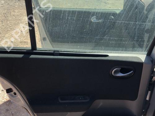 Fuse box RENAULT MEGANE II Saloon (LM0/1_)  | BP30599099E1 