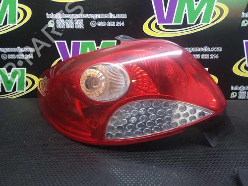 Fanale posteriore sinistro PEUGEOT 206+ (2L_, 2M_) 1.1 (60 hp) 7467626