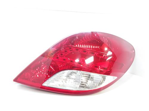 Used Right taillight PEUGEOT 307 (3A/C) 1.4 (75 hp) 13583883