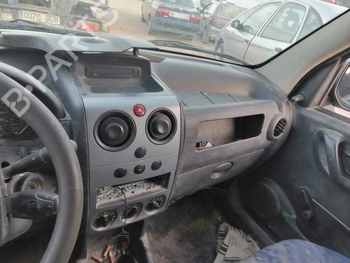 Fuse box PEUGEOT PARTNER MPV (5_, G_) 1.9 D 4x4 | BP15393910E1 