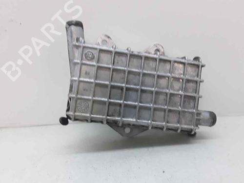 Used Oil radiator MERCEDES-BENZ E-CLASS (W210) E 290 Turbo-D (210.017) (129 hp) 25249279
