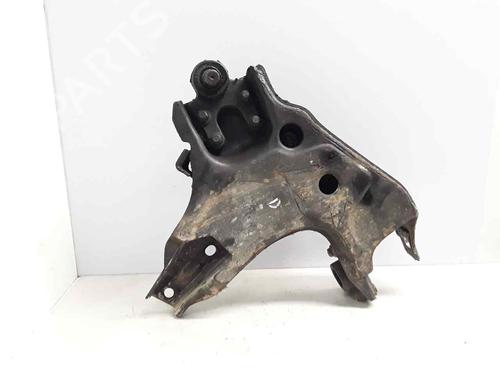 Used Right front suspension arm FORD MAVERICK (UDS, UNS) 2.7 TD (100 hp) 16547768