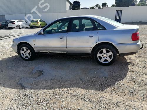 Left taillight AUDI A4 B5 (8D2) 1.8 | BP11516329C34 