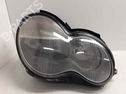 Højre forlygte MERCEDES-BENZ C-CLASS (W203) [2000-2007]  22302389