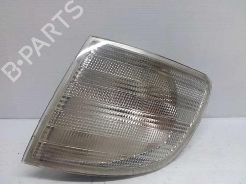 Used Left front indicator MERCEDES-BENZ VITO Bus (W638) 108 D 2.3 (638.164) (79 hp) 7474922