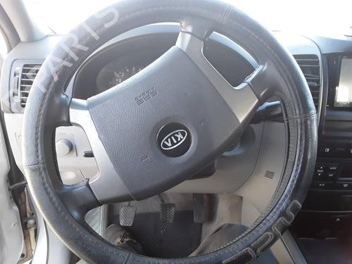 Used Driver airbag KIA SORENTO I (JC) 2.5 CRDi 4WD (140 hp) 8824118