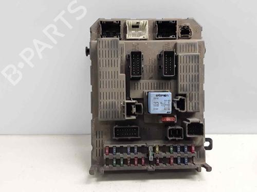 Zekeringkast CITROËN C5 I (DC_) 2.2 HDi (DC4HXB, DC4HXE) (133 hp) 16557941