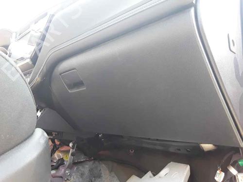 Handskerum TOYOTA AURIS (_E18_) 1.8 Hybrid (ZWE186_, ZWE186R) (136 hp) 30577690