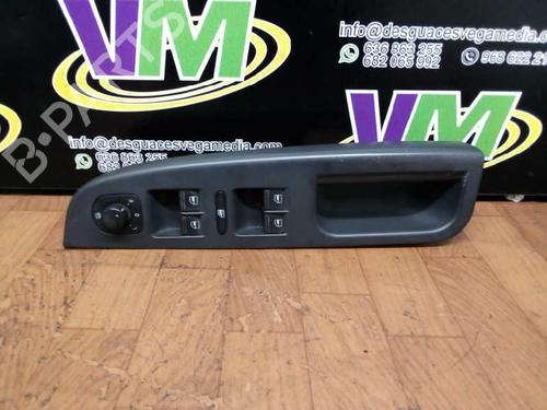 Used Left front window switch VW GOLF V (1K1) [2003-2010]  10260645
