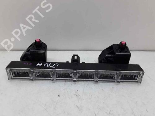 Used Third brake light TOYOTA AURIS (_E18_) 1.8 Hybrid (ZWE186_, ZWE186R) (136 hp) 24360853