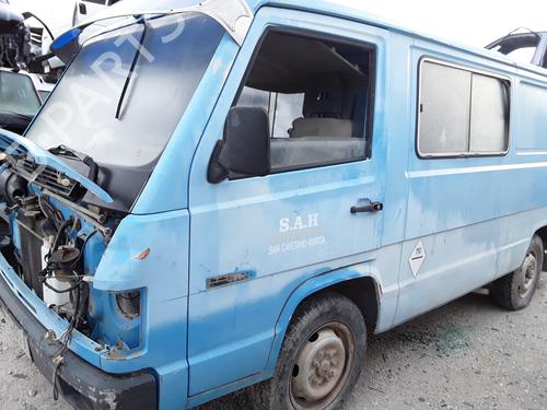 Used Left front door MERCEDES-BENZ MB Van (W631) D (631.332, 631.342) (75 hp) 10696582