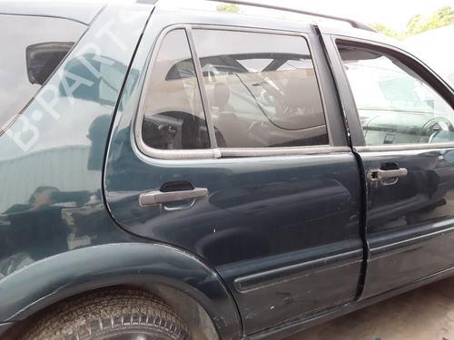 Used Right rear door MERCEDES-BENZ M-CLASS (W163) ML 320 (163.154) (218 hp) 8223921
