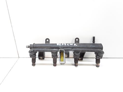 Used Injection rail VOLVO S40 I (644) 1.6 (109 hp) 13918859
