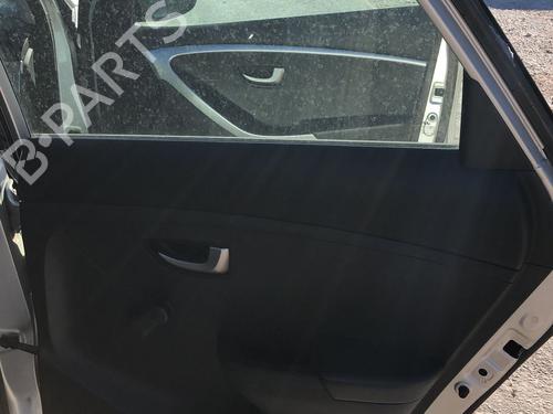 Forra trás esquerda HYUNDAI i30 (GD) | BP32328773C60