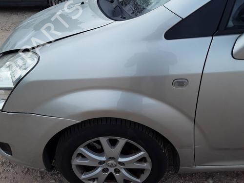 Parafango anteriore sinistro TOYOTA COROLLA Verso (ZER_, ZZE12_, R1_) 2.2 D-4D (AUR10_, AUR10R) (136 hp) 32250948