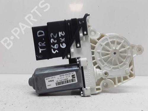 Rudehejsemotor bagstkærm højre SEAT ALTEA XL (5P5, 5P8) [2006-2015]  12317133