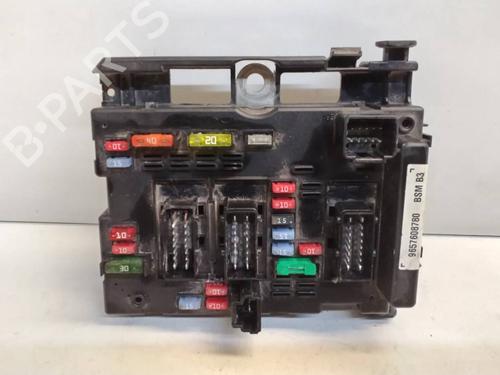 Used Fuse box Fuse box PEUGEOT 206 Hatchback (2A/C) [1998-2012] 39693772 39693772