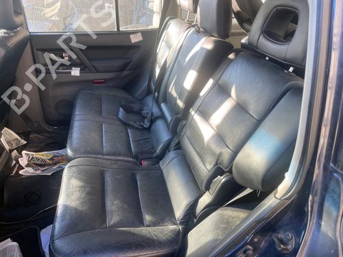 Sæde Bagtil MITSUBISHI PAJERO III (V7_W, V6_W) 3.2 Di-D (V68W, V78W) (165 hp) 22442188