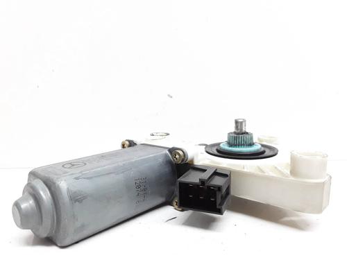 Right front window motor MERCEDES-BENZ A-CLASS (W169) A 200 (169.033, 169.333) | BP10260407E20 