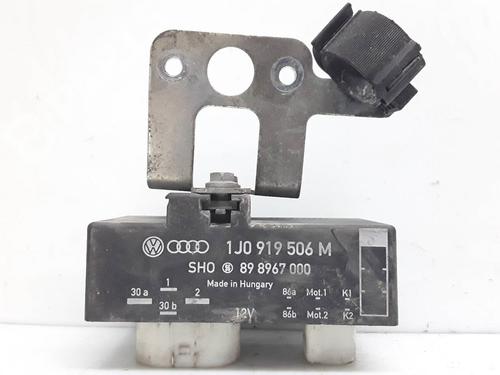 Used Electronic module Electronic module VW POLO IV (9N_, 9A_) 1.9 TDI (101 hp) 10261095 10261095