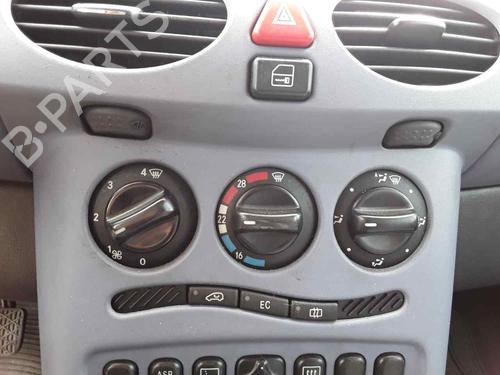AC Styreenhet / Manøvreringsenhet MERCEDES-BENZ A-CLASS (W168) A 170 CDI (168.008) (90 hp) 25026416