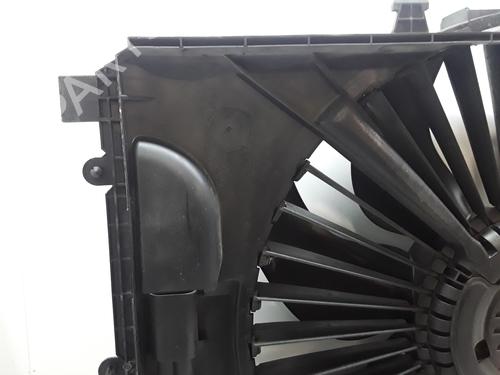 Radiator fan MERCEDES-BENZ C-CLASS (W204) C 250 CDI (204.003) | BP32428359M35