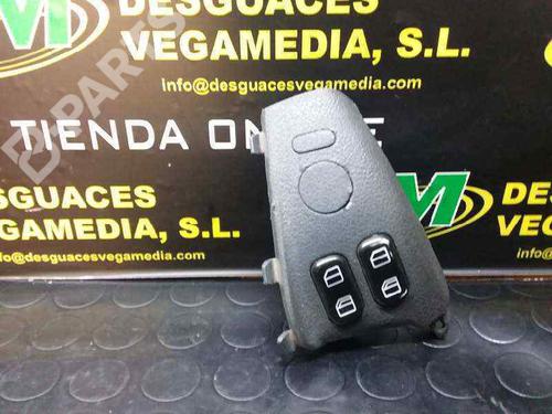 Used Left front window switch MERCEDES-BENZ SPRINTER 2-t Van (B901, B902) 213 CDI (901.661, 901.662, 902.661, 902.662) (129 hp) 7470210
