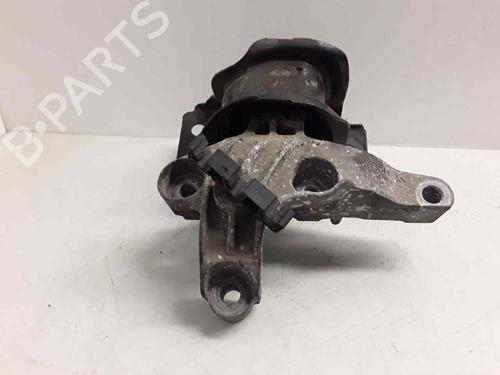 Used Engine mount RENAULT CLIO IV (BH_) [2012-2021]  26382103