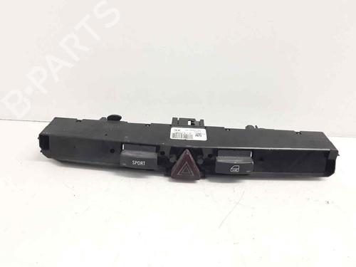 Used Warning switch OPEL ASTRA H (A04) [2004-2014]  24432857
