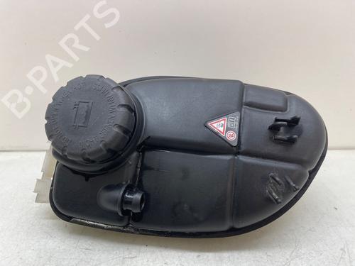 Used Expansion tank MERCEDES-BENZ CLA Coupe (C117) CLA 220 CDI / d (117.303) (177 hp) 26643416