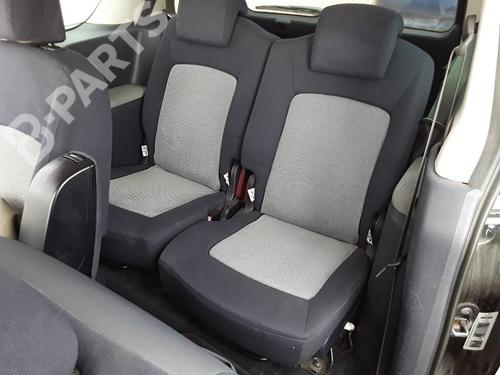 rear-seat-peugeot-1007-km_-16-16v-2005-8417715 main image