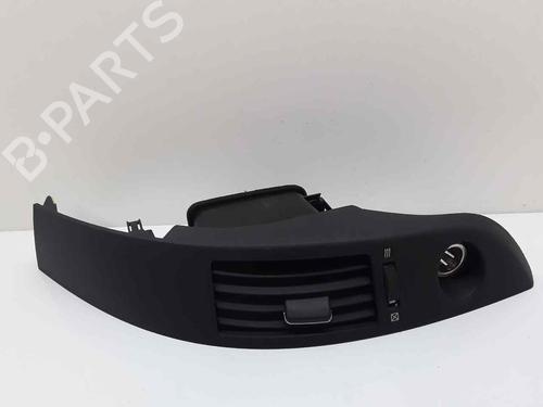 air-vent-toyota-corolla-verso-zer_-zze12_-r1_-2004-2005-2006-2007-2008-2009-32328711 main image