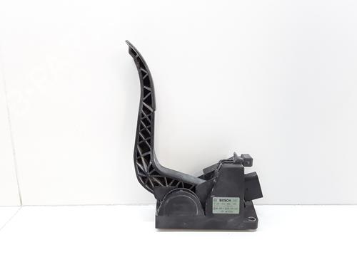 Used Pedal MERCEDES-BENZ SPRINTER 3-t Van (B903) [1995-2012]  13614307