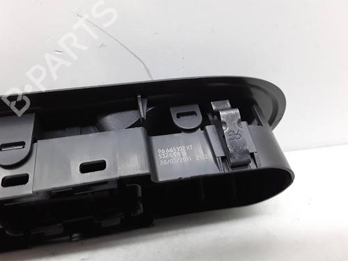 Interrupteur de vitre avant droite CITROËN C5 III (RD_) | BP30837865I26
