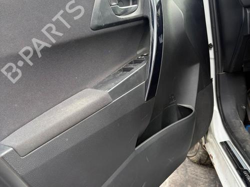 Kabinelys TOYOTA AURIS (_E18_) 1.8 Hybrid (ZWE186_, ZWE186R) | BP32177316I8 