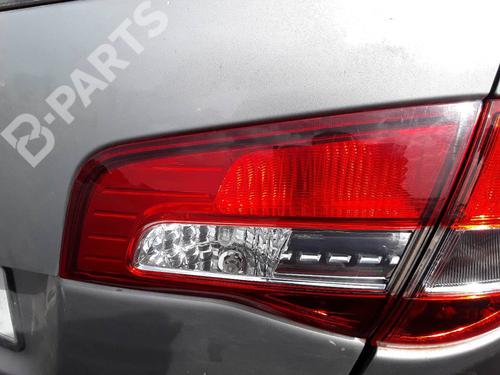 right-tailgate-light-renault-koleos-i-hy_-20-dci-hy0k-2008-10011165 main image