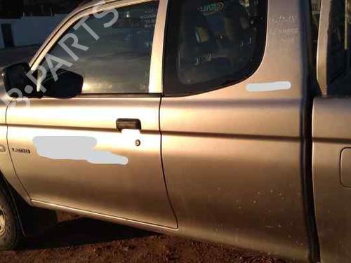 Høyre foran lås MITSUBISHI L200 (K7_T, K6_T, K5_T) 2.5 TD 4WD (K74T) | BP8075412C97 