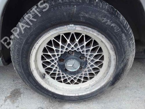 Używane Felga MERCEDES-BENZ 190 (W201) E 2.3 (201.028) (136 hp) 32251014