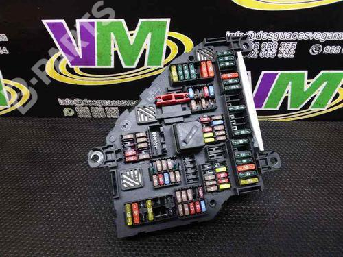Used Fuse box BMW 5 (F10) 518 d (150 hp) 10346616