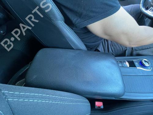 Used Armrest / Center console Armrest / Center console RENAULT TALISMAN (LP_) 1.6 dCi 130 (130 hp) 40435913 40435913