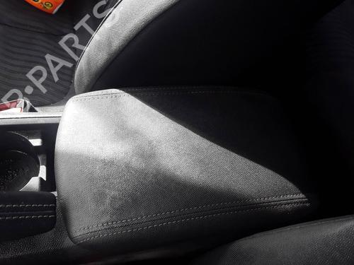 Used Armrest / Center console Armrest / Center console PEUGEOT 308 II (LB_, LP_, LW_, LH_, L3_) [2013-2021] 33412218 33412218