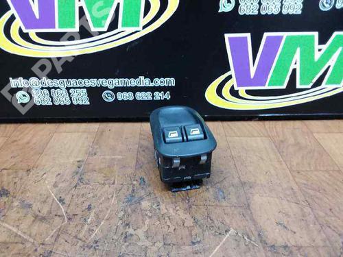 Used Left front window switch PEUGEOT 306 Hatchback (7A, 7C, N3, N5) 2.0 HDI 90 (90 hp) 7468395